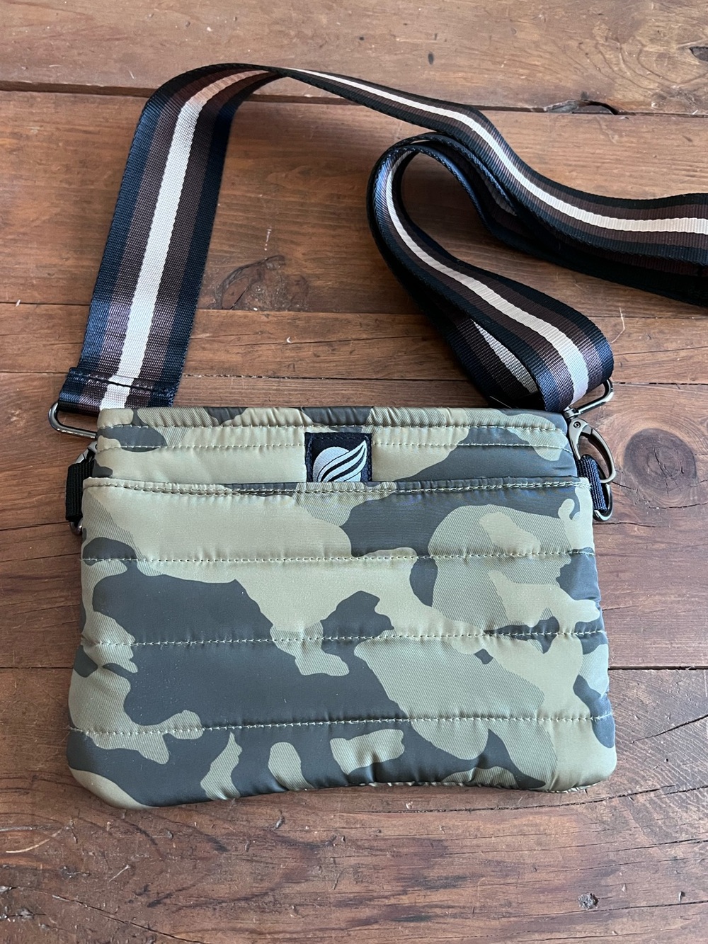 Think Royln Camouflage Crossbody Bag in Green